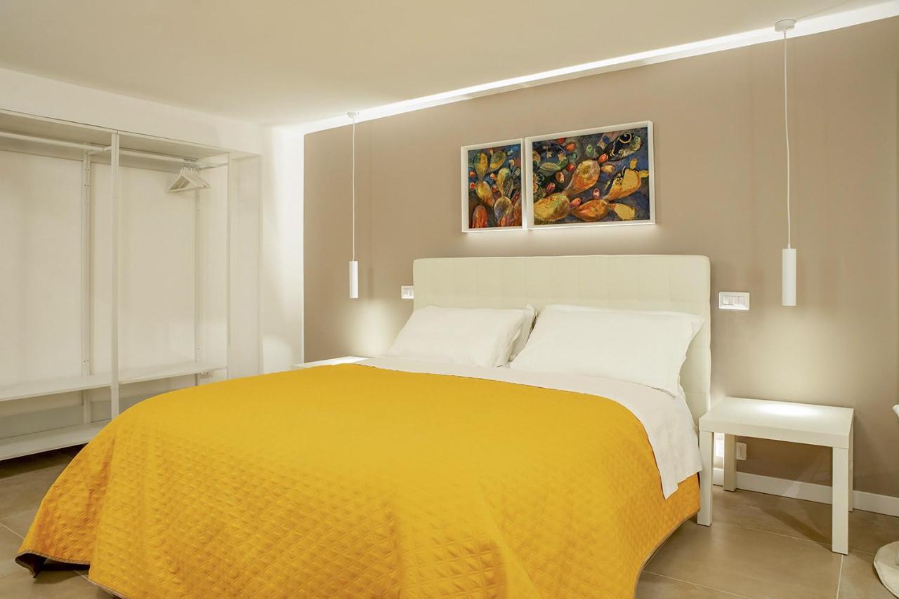 Ferienwohnung Helios Duplex A Due Passi Da Ortigia By Wonderful Italy Syrakus Exterior foto